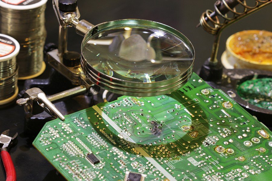 Electrical Repairs | إصلاحات كهربائية